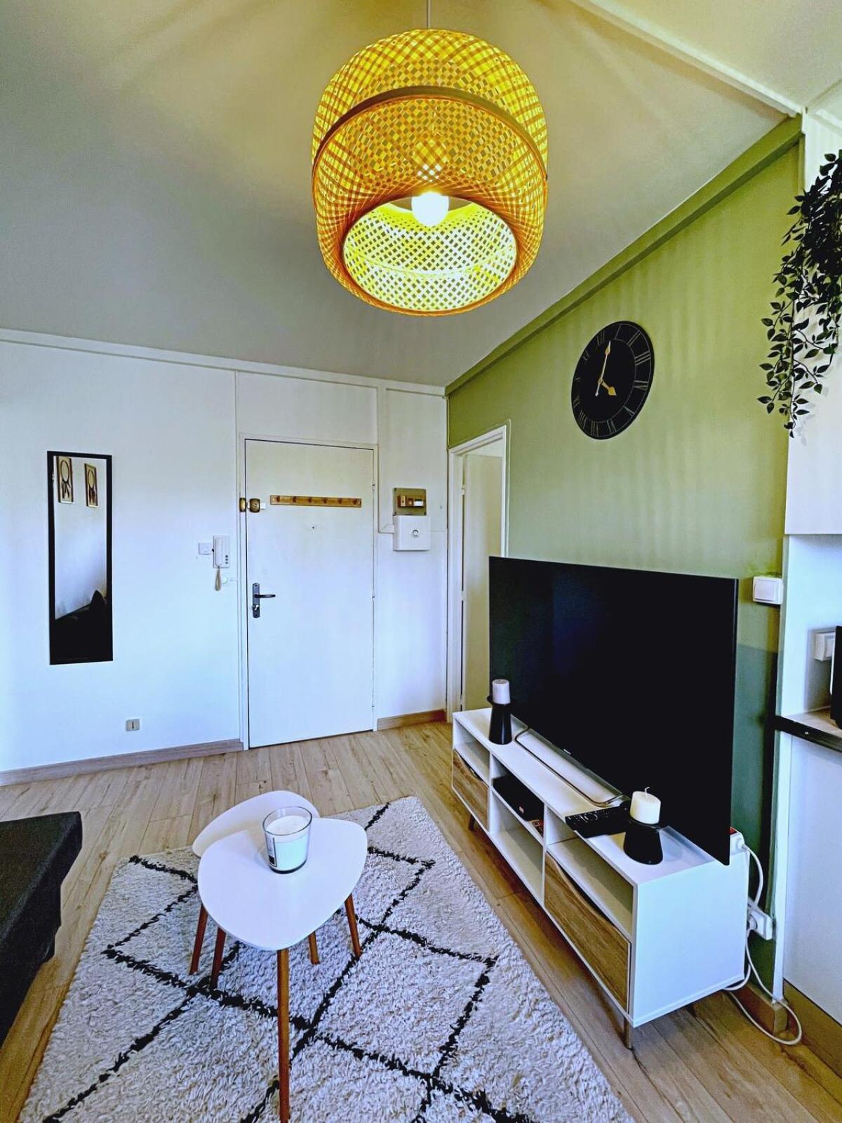 Cosy Rent Strasbourg Appartement Wifi Terrasse المظهر الخارجي الصورة